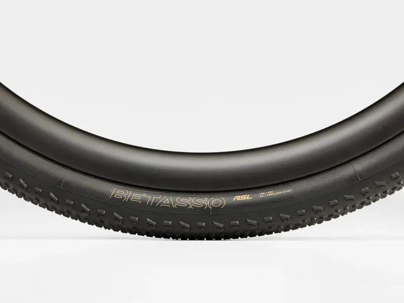 Bontrager Betasso RSL 700x45c TLR Gravel Tyre in Black-2