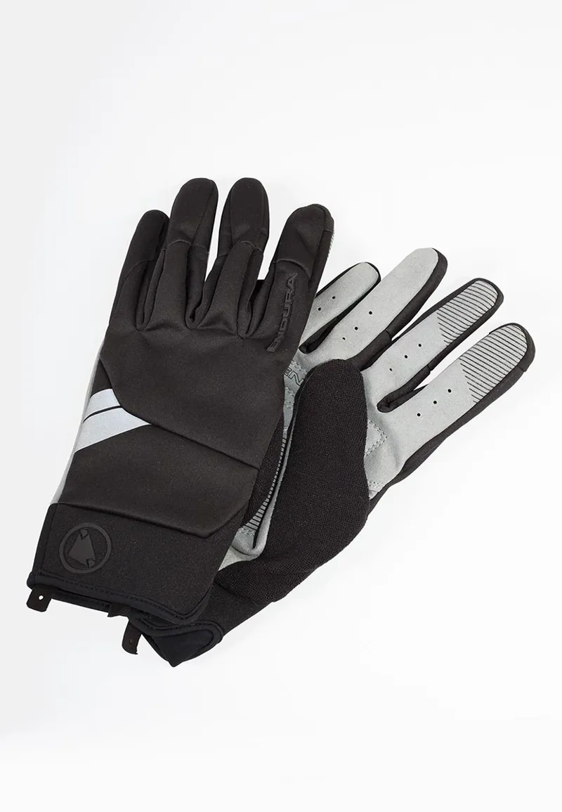 Endura Windchill Glove in Black-4