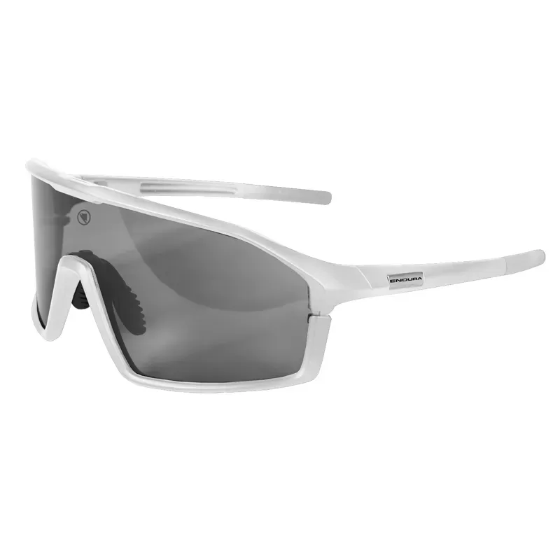 Endura Gabbro II Glasses in White