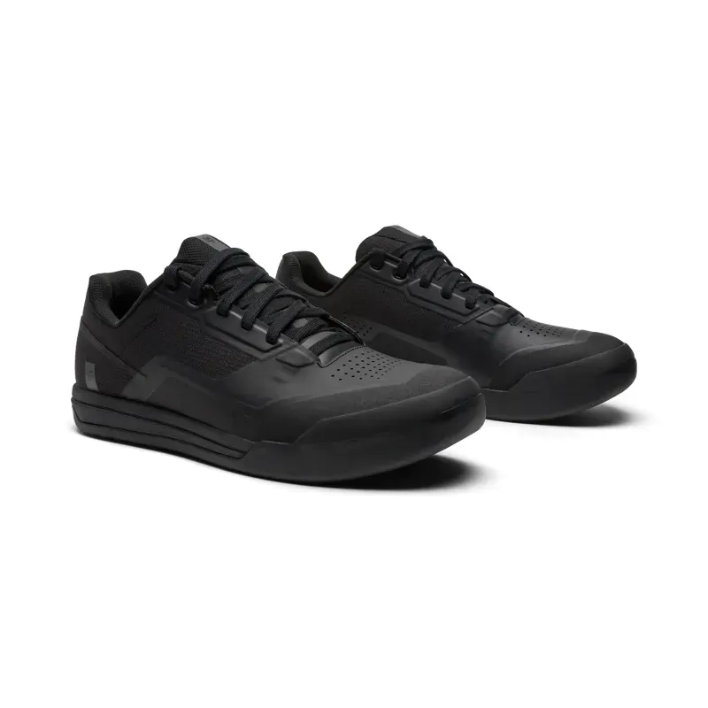 Fox Union Flat Shoes in Black-3