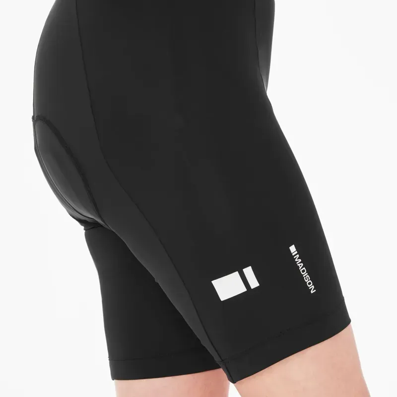 Madison Freewheel Women's Gel Pad Shorts in Black-2