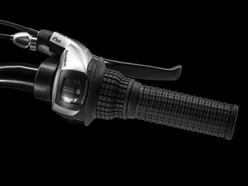 Trek Precaliber 24 8-Speed Hybrid Boys Kids Bike in Red-4