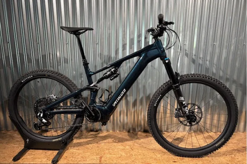 Ex-Demo Turbo Levo 4 Comp Alloy Lake / Dune white s6
