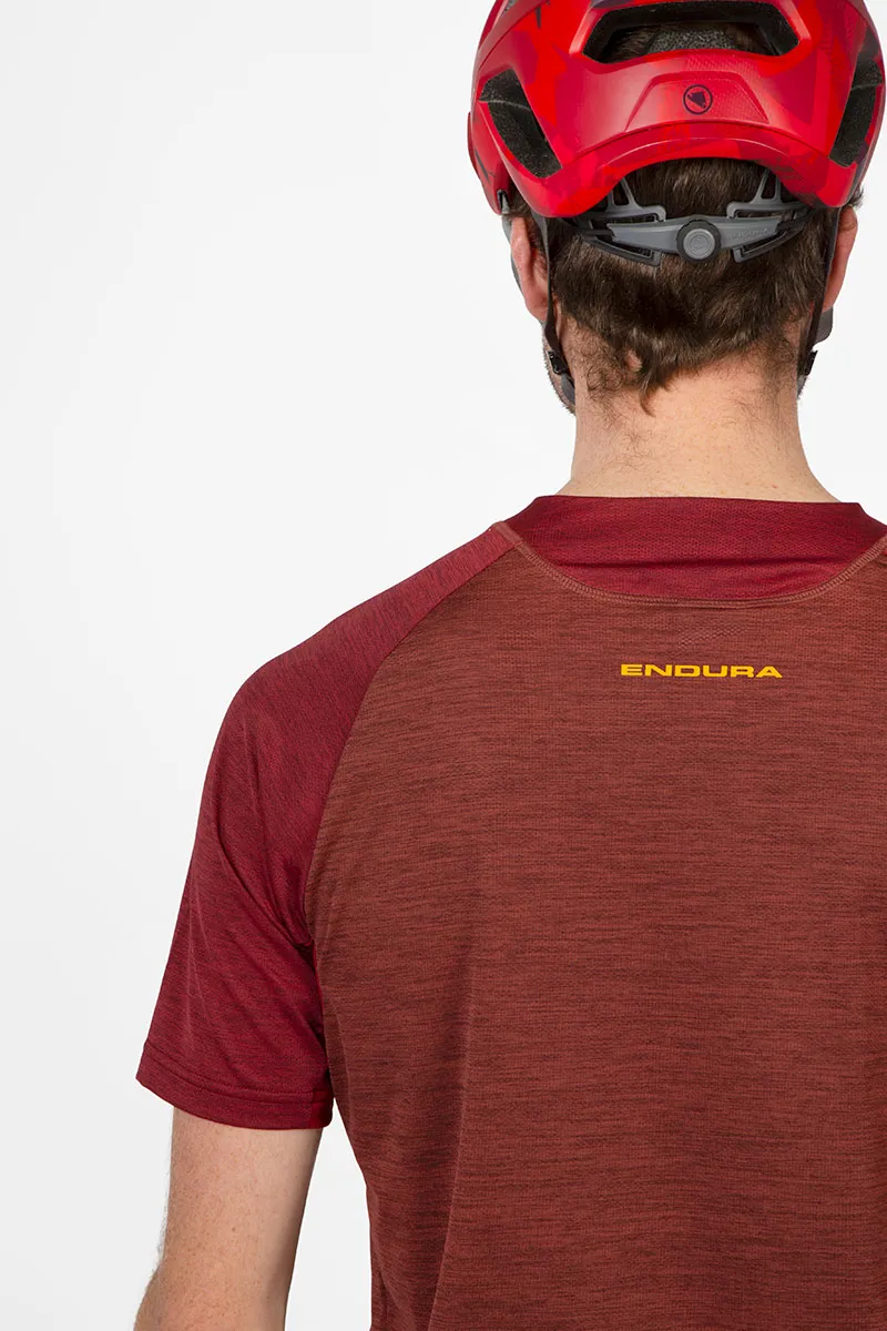 Endura SingleTrack Short Sleeve Jersey in Grey-2