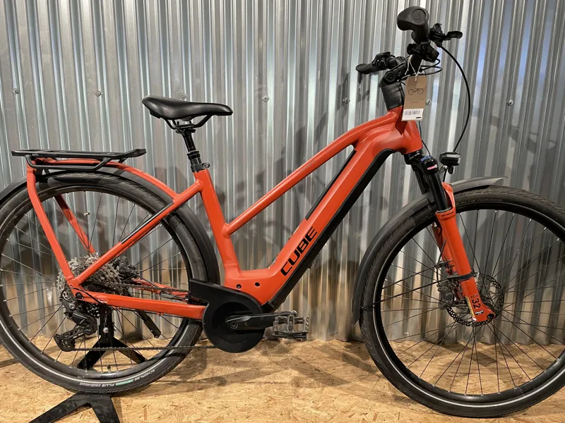 Part Ex - Cube Kathmandu Hybrid EXC 750 Small Red