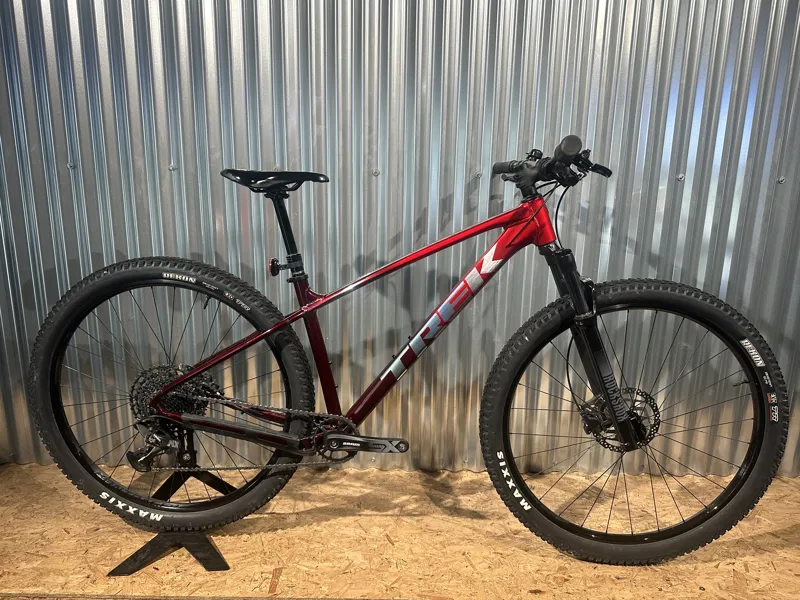 Part Ex Trek Marlin 7 Fury Red Medium