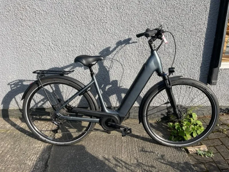 EX DEMO Cube Supreme Sport Hybrid Pro