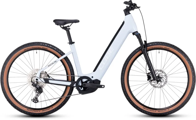 Cube Reaction Pro 750 Hybrid Bike in Flash White-1