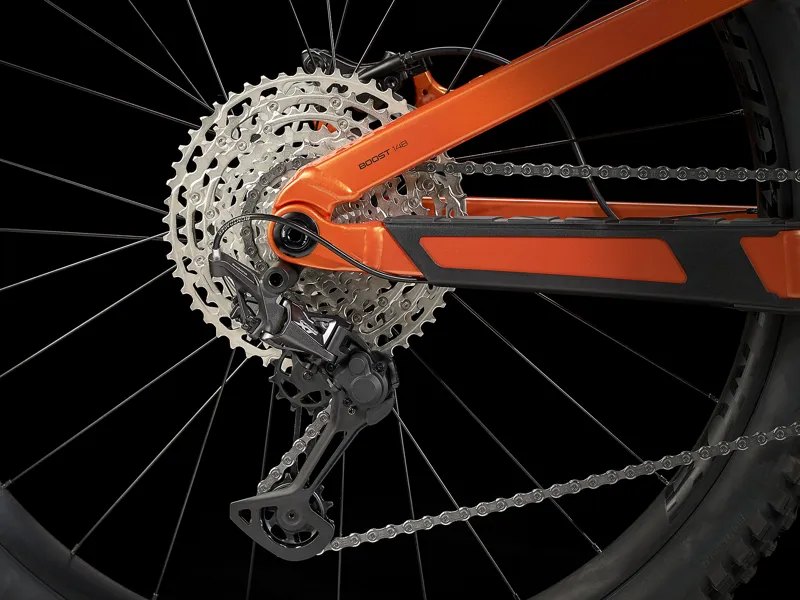 2022 Trek Slash 7 Deore/XT Mountain Bike in Factory Orange