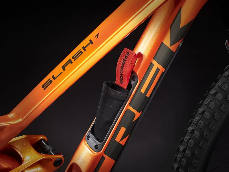 2022 Trek Slash 7 Deore/XT Mountain Bike in Factory Orange-10