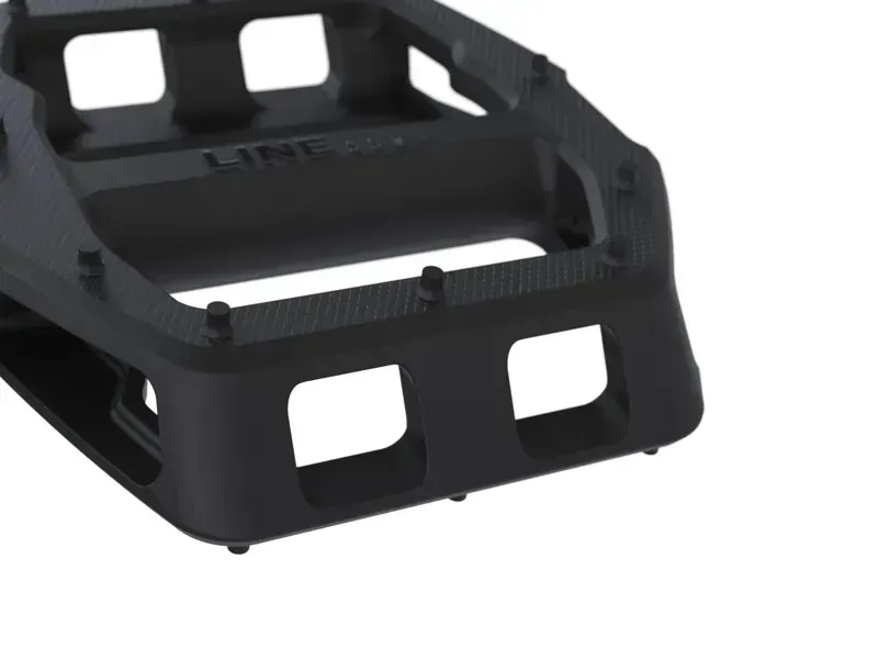 Trek Line Comp Flat Pedal 9/16 in Black-1